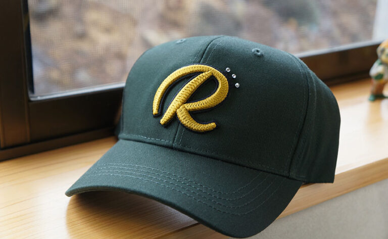 3D刺繍 キャップ